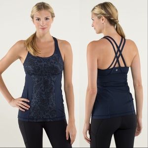 Lululemon Energy Tank in Paisley Inkwell size 2